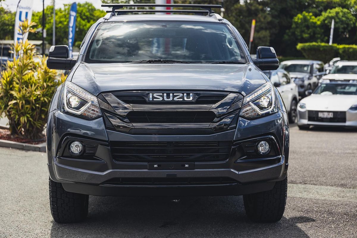 2020 Isuzu MU-X Onyx Edition