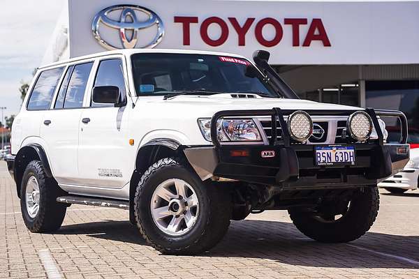 2002 Nissan Patrol DX GU III