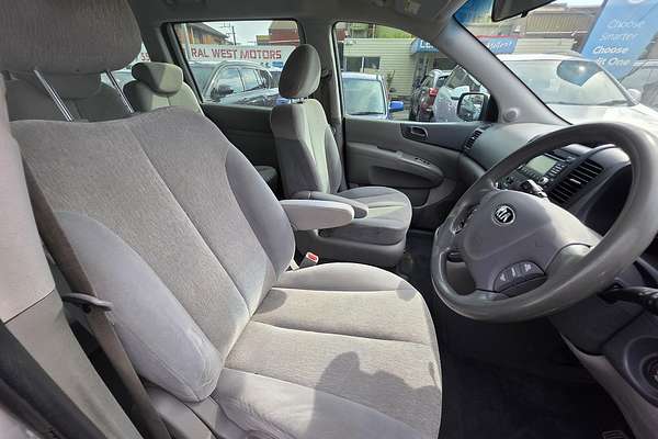 2014 Kia Grand Carnival S VQ