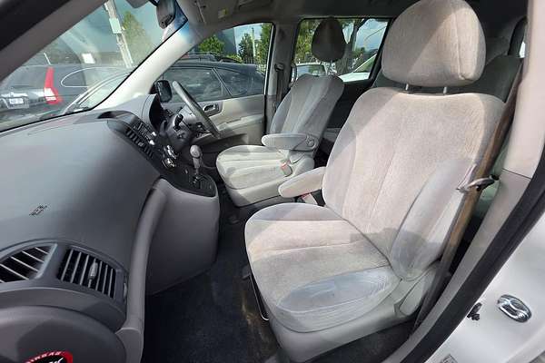 2014 Kia Grand Carnival S VQ