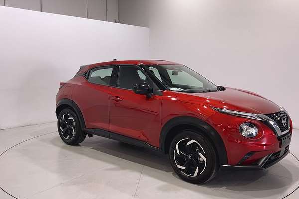 2023 Nissan JUKE ST F16