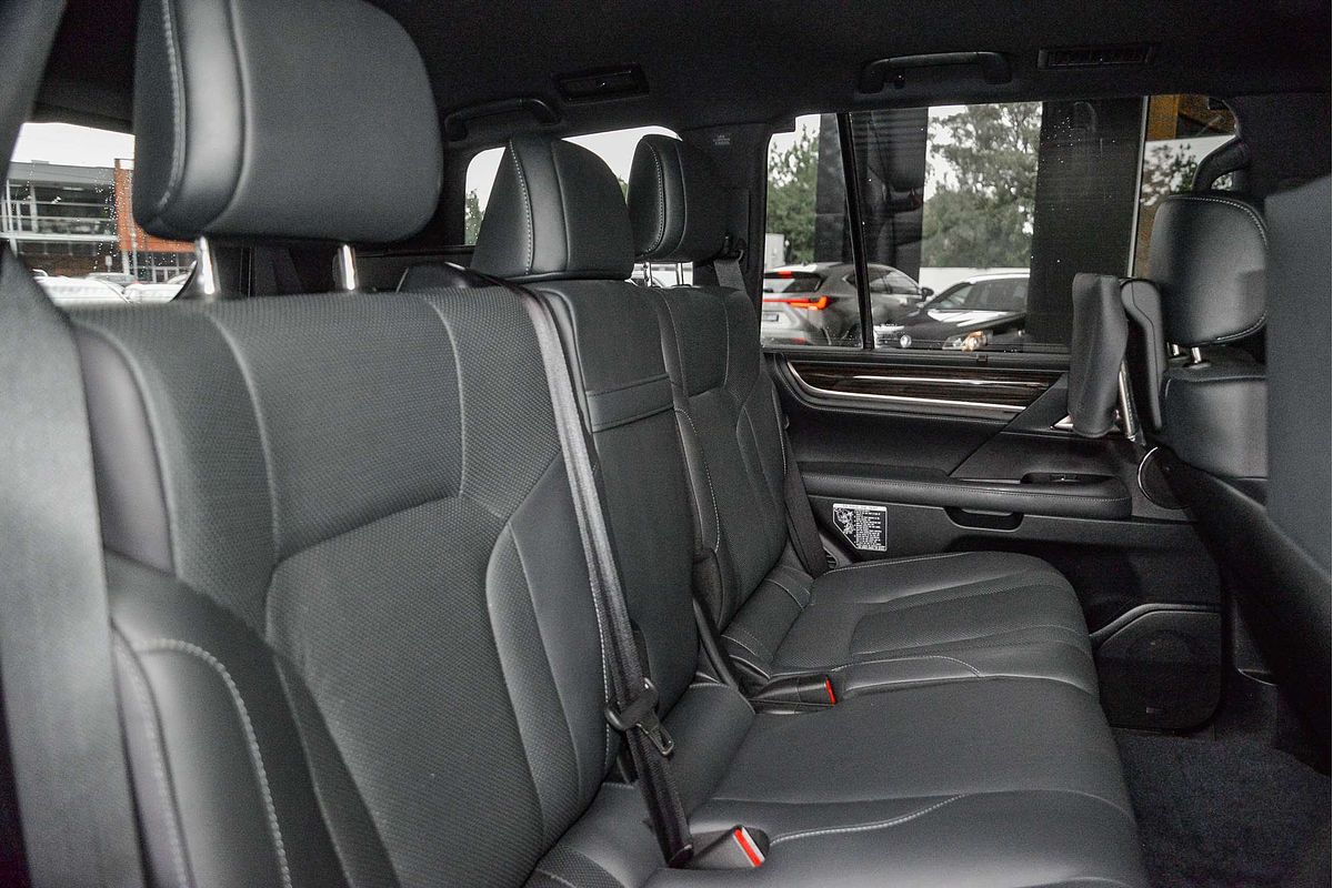 2019 Lexus LX LX570 S URJ201R
