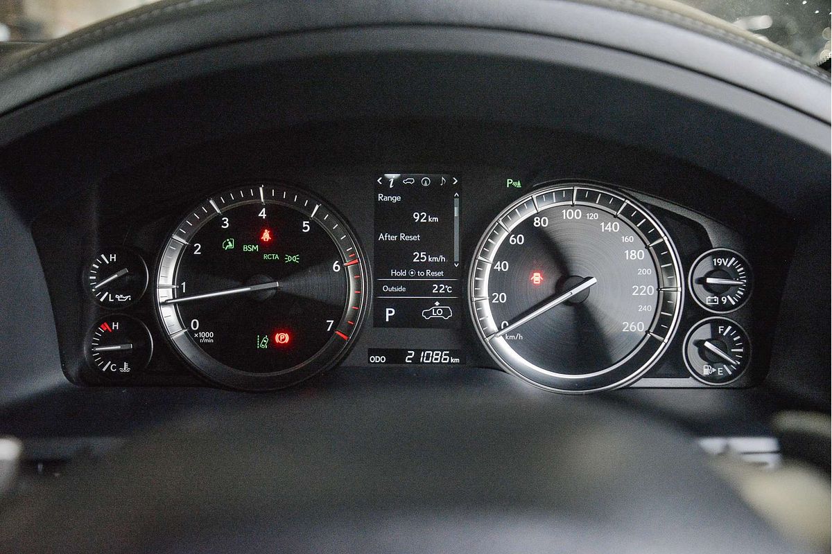 2019 Lexus LX LX570 S URJ201R