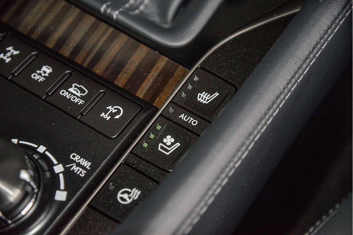 2019 Lexus LX LX570 S URJ201R