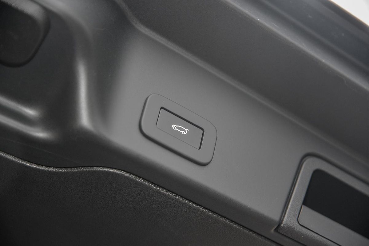 2024 Land Rover Range Rover Evoque P250 Dynamic SE L551