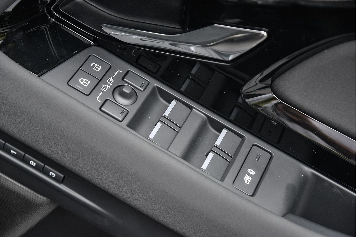 2024 Land Rover Range Rover Evoque P250 Dynamic SE L551
