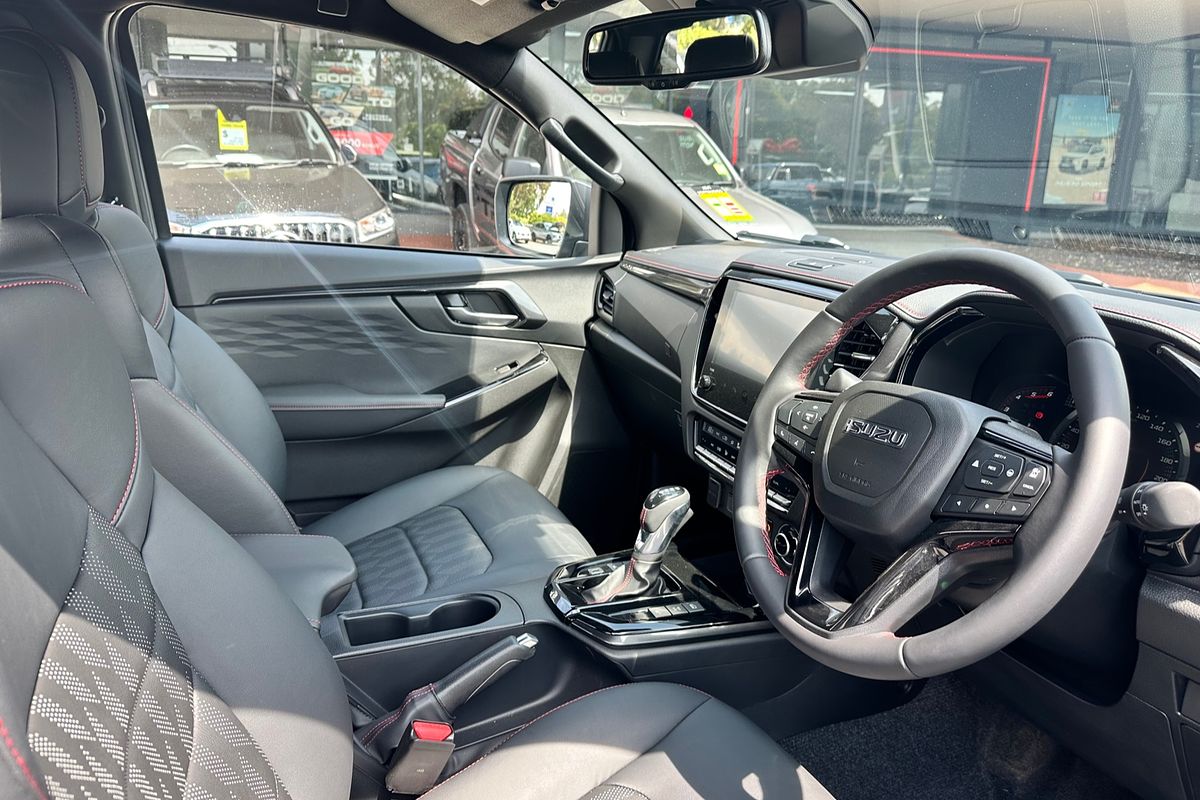 2024 Isuzu D-MAX X-TERRAIN 4X4