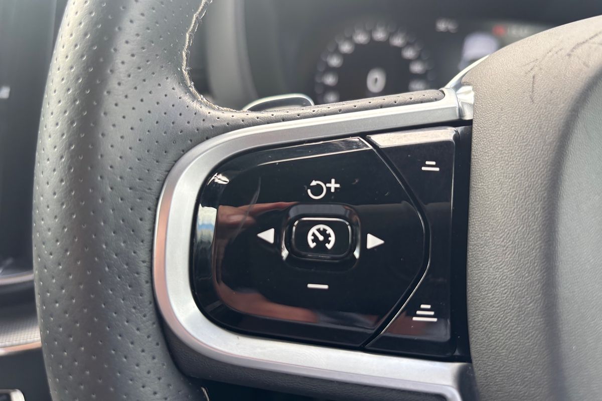 2018 Volvo XC60 D5 R-Design
