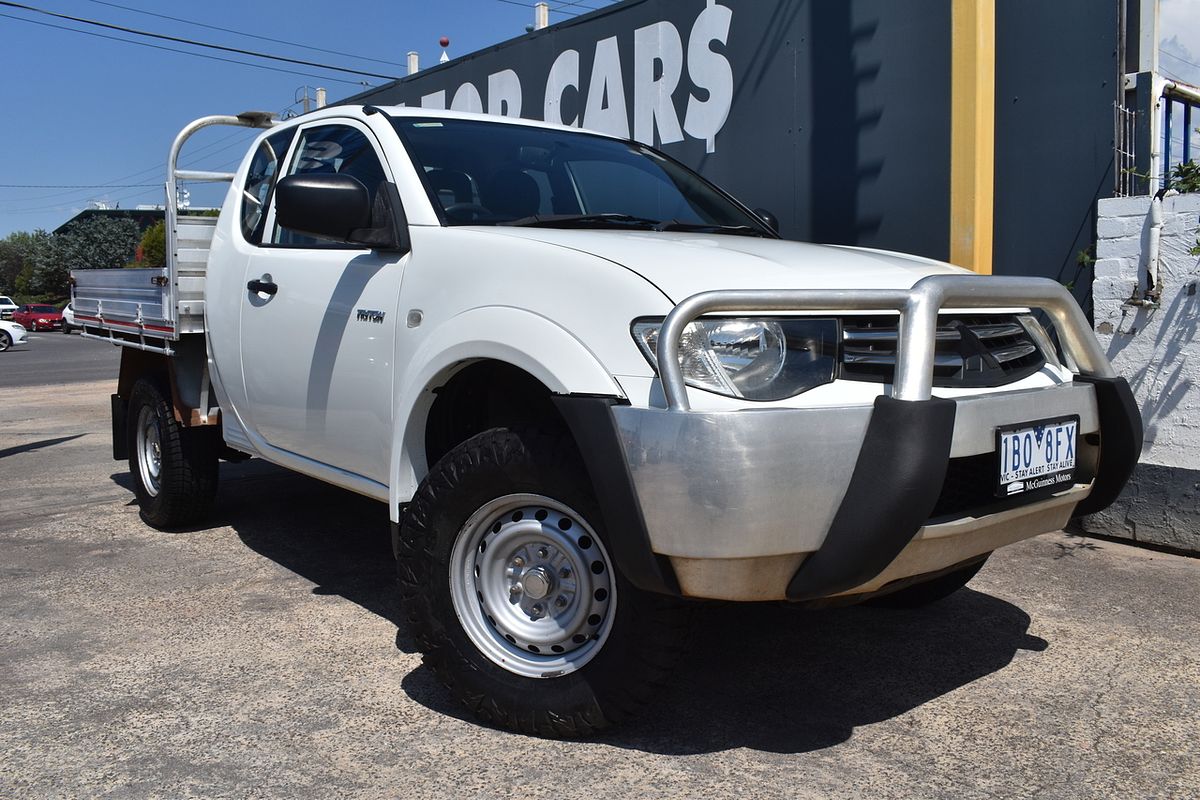2014 Mitsubishi Triton GLX MN 4X4