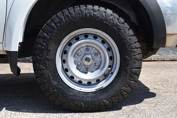2014 Mitsubishi Triton GLX MN 4X4