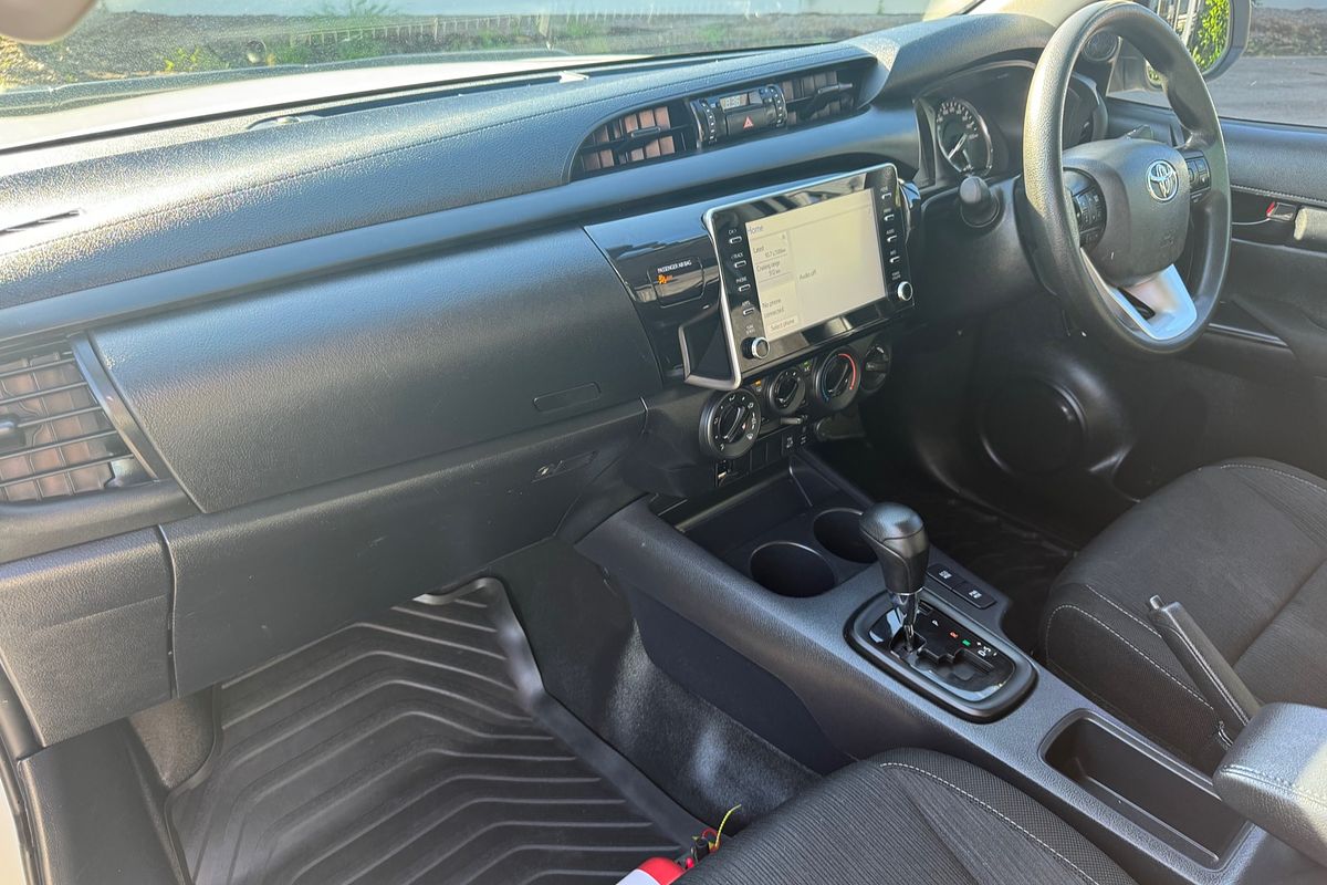 2020 Toyota Hilux SR GUN126R 4X4