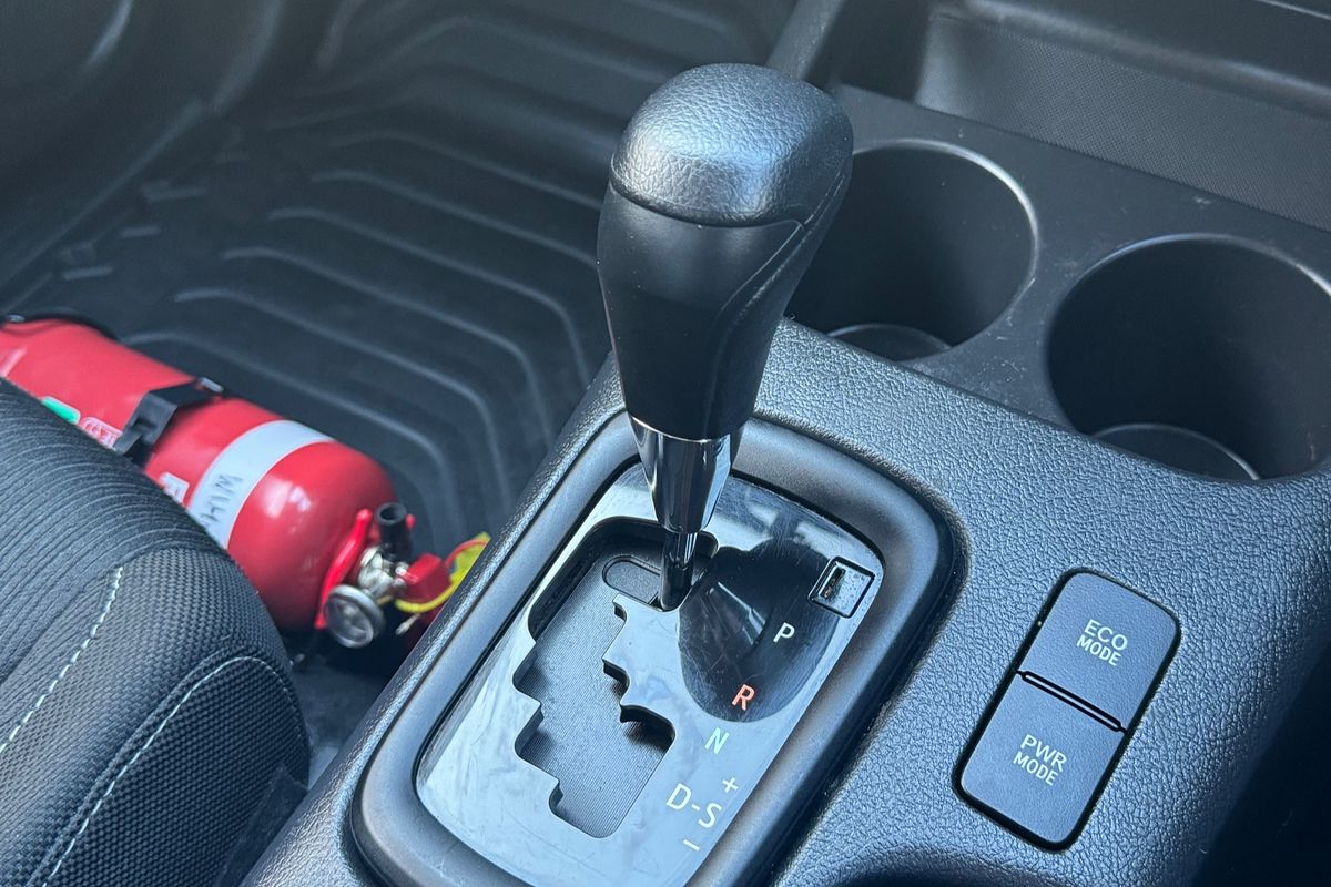 2020 Toyota Hilux SR GUN126R 4X4