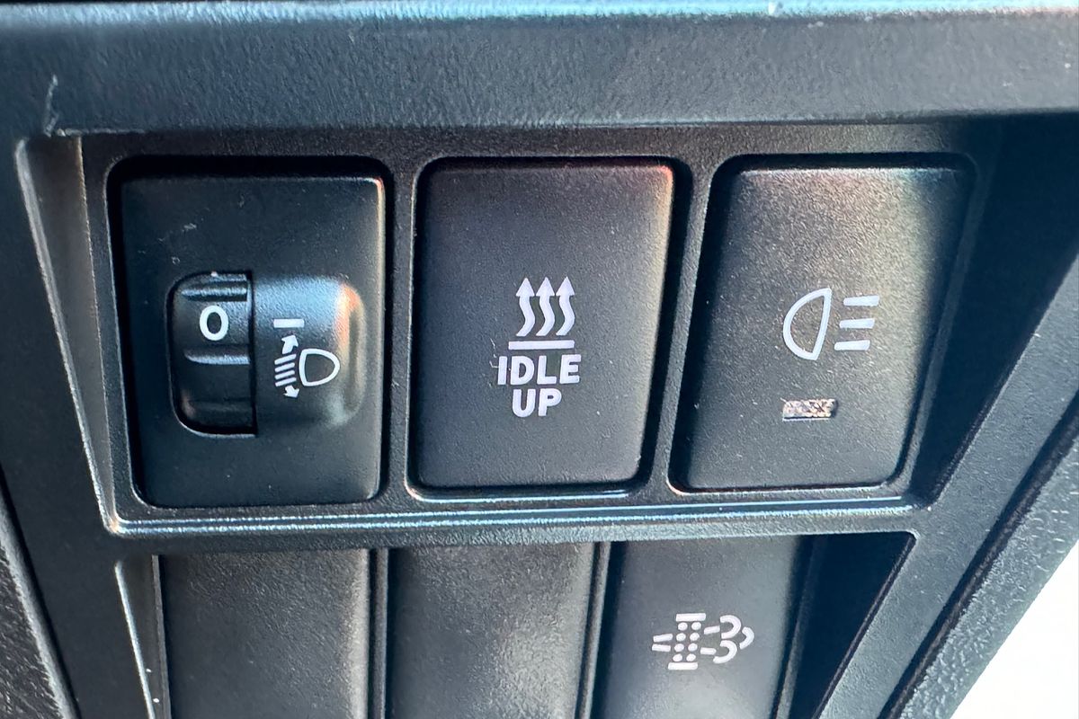2020 Toyota Hilux SR GUN126R 4X4