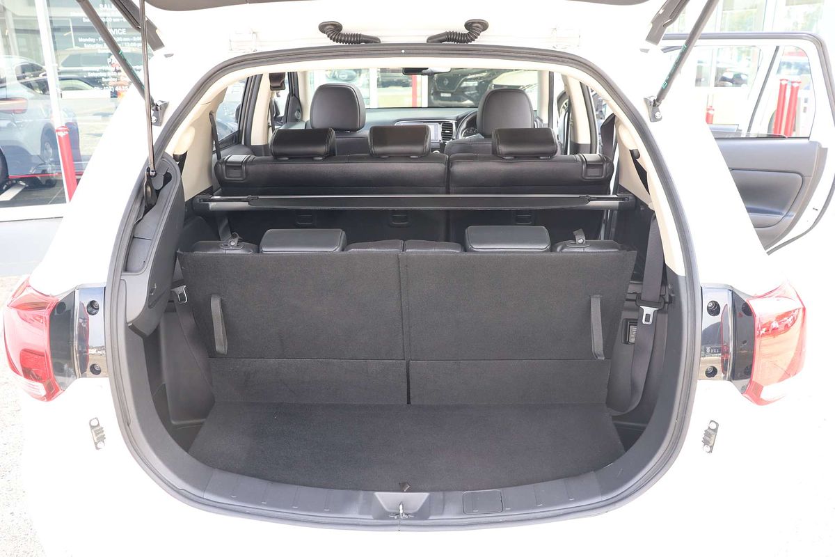 2016 Mitsubishi Outlander Exceed ZK