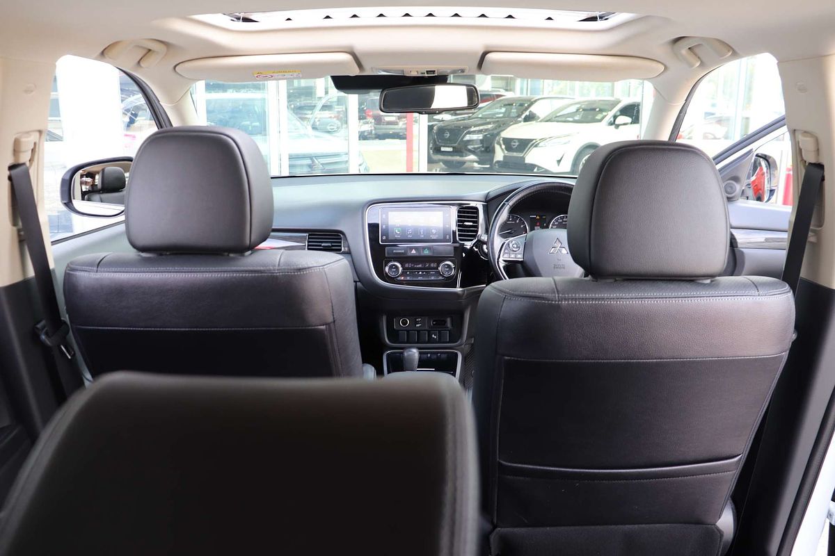 2016 Mitsubishi Outlander Exceed ZK