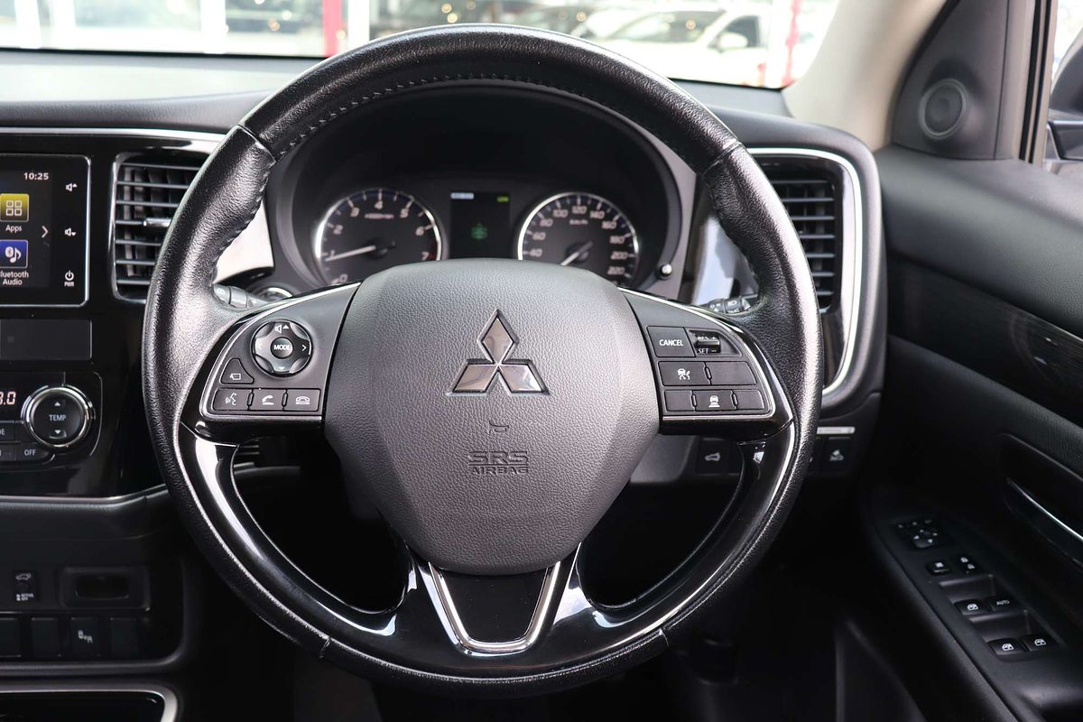 2016 Mitsubishi Outlander Exceed ZK