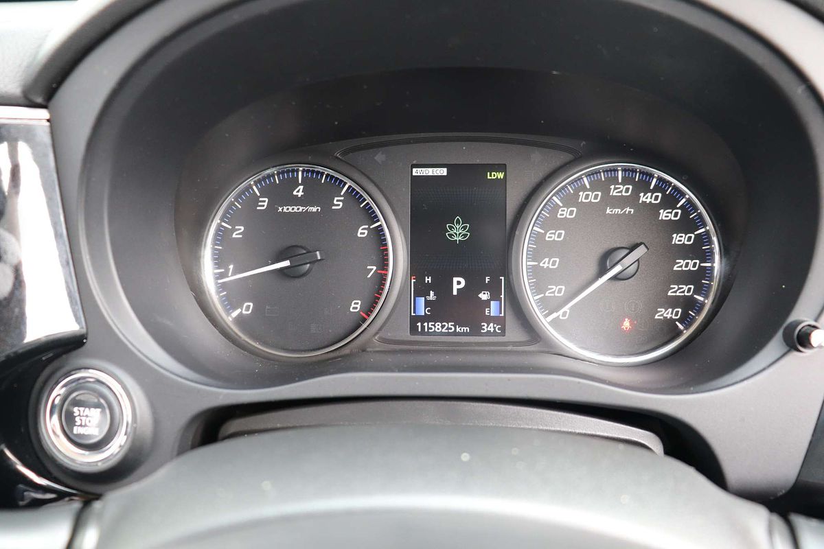 2016 Mitsubishi Outlander Exceed ZK