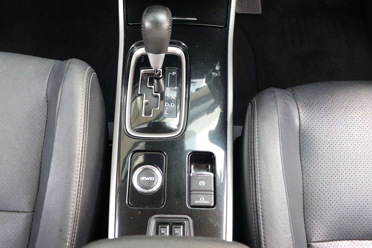 2016 Mitsubishi Outlander Exceed ZK