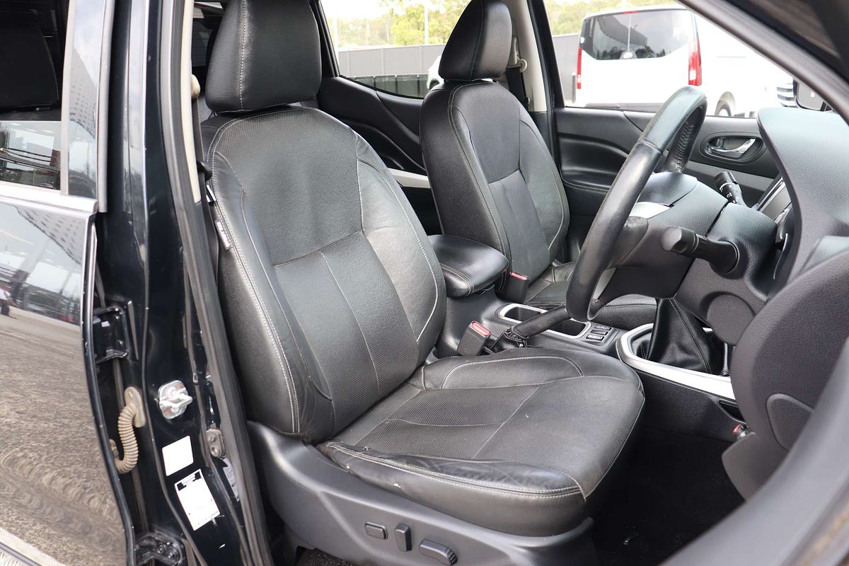 2017 Nissan Navara ST-X D23 Series 2 4X4