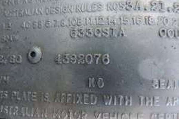 2000 BMW 633