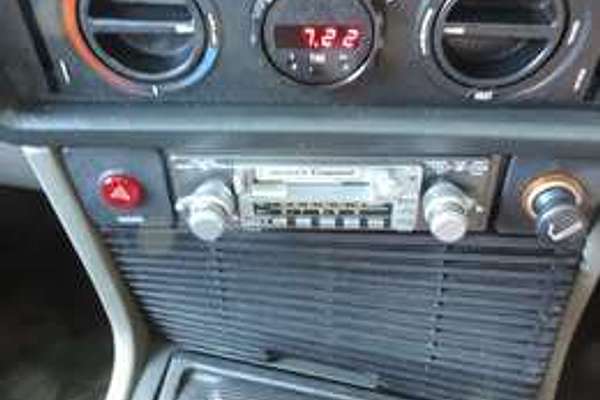 2000 BMW 633