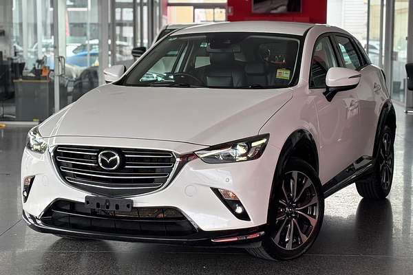 2022 Mazda CX-3 sTouring DK