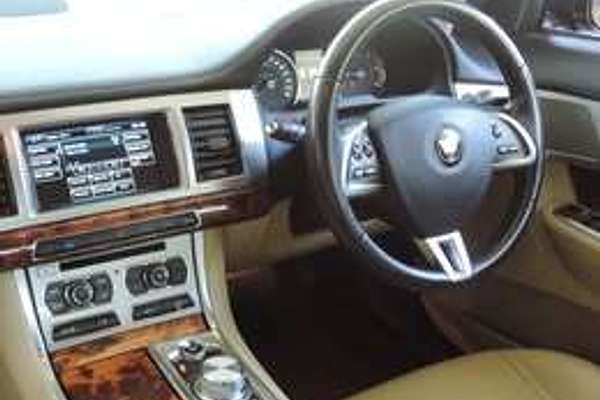 2014 Jaguar XF  SUPECHARGED