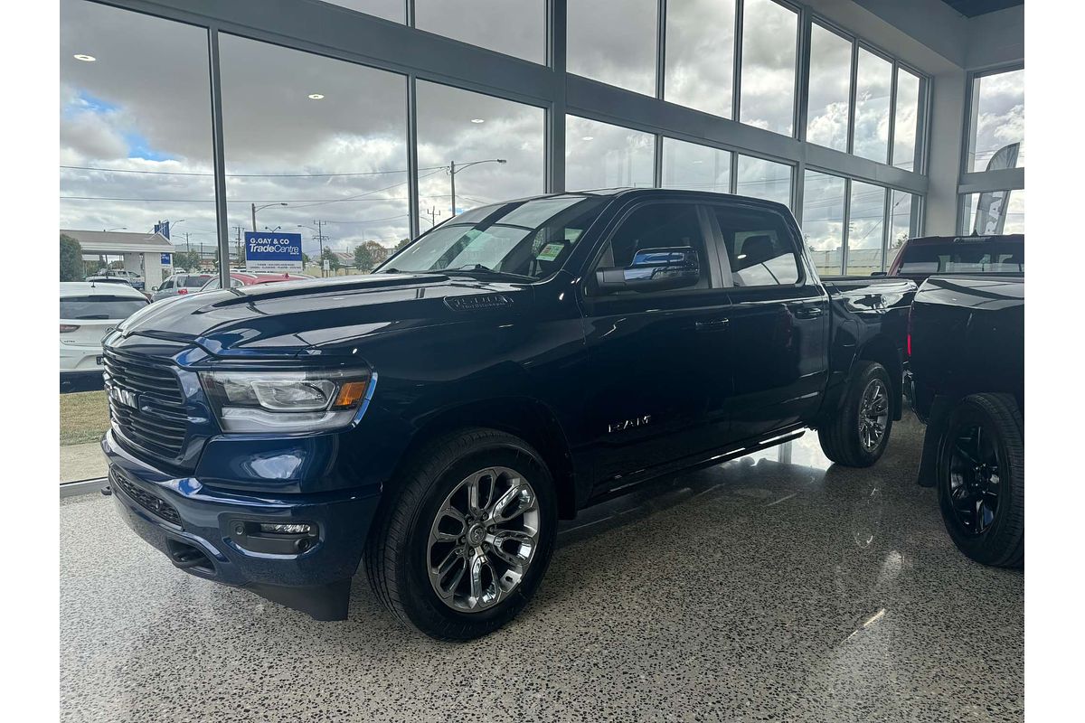 2024 RAM 1500 Laramie Sport RamBox DT 4X4 SWB