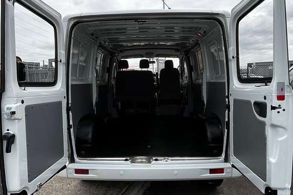 2023 LDV V80 SWB