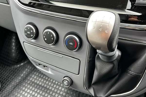 2023 LDV V80 SWB