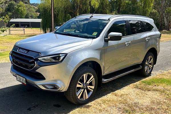2024 Isuzu MU-X LS-T