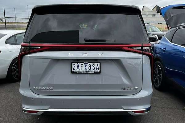 2023 LDV MIFA 9 Luxe
