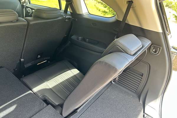 2024 Isuzu MU-X LS-T
