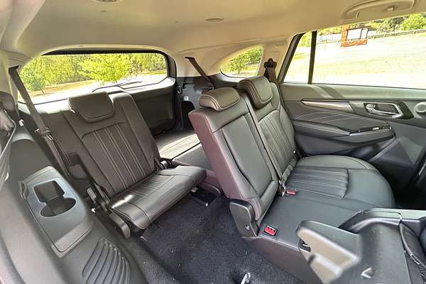 2024 Isuzu MU-X LS-T