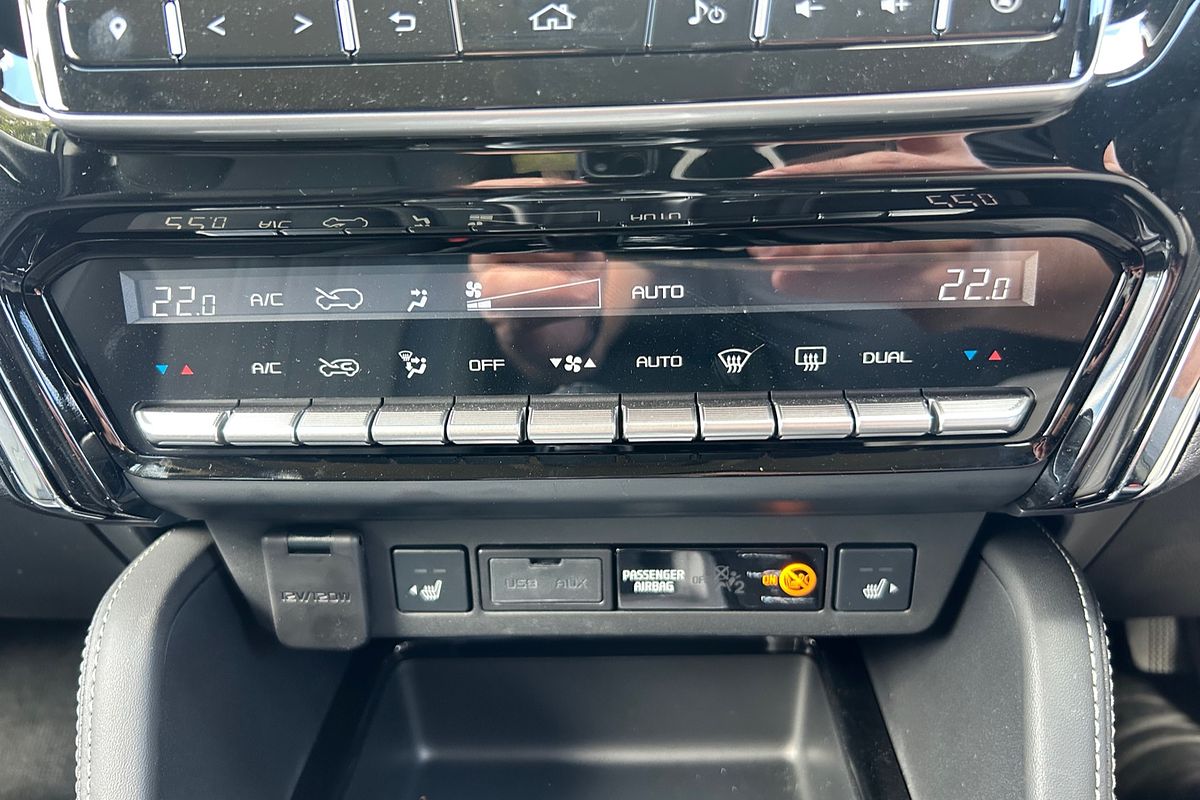 2024 Isuzu MU-X LS-T