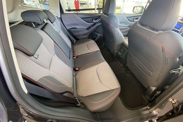 2024 Subaru Forester 2.5i Sport S5