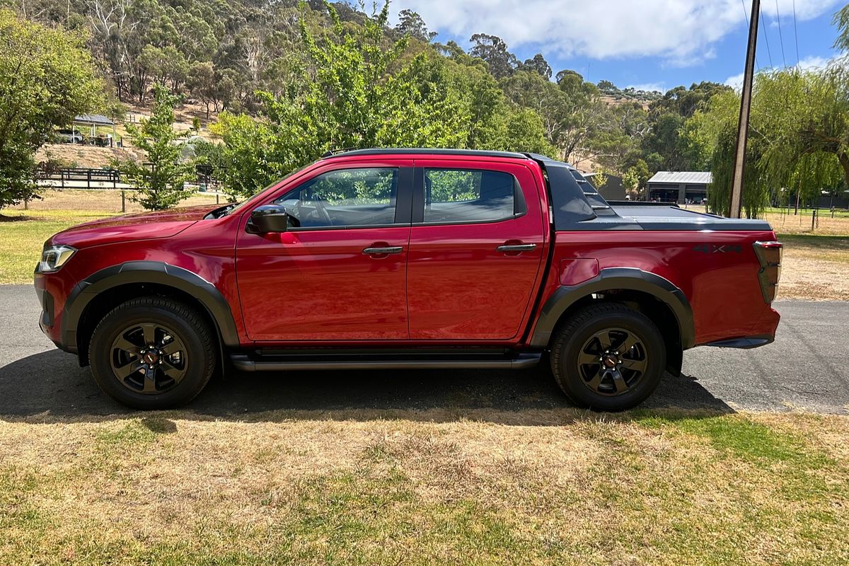 2024 Isuzu D-MAX X-TERRAIN 4X4