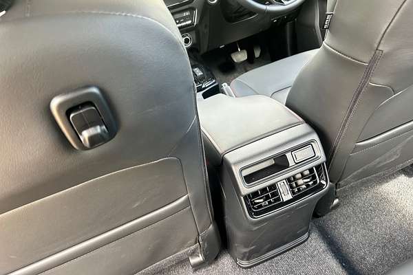 2024 Isuzu D-MAX X-TERRAIN 4X4