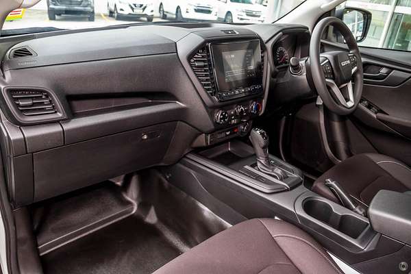 2023 Isuzu D-MAX SX 4X4