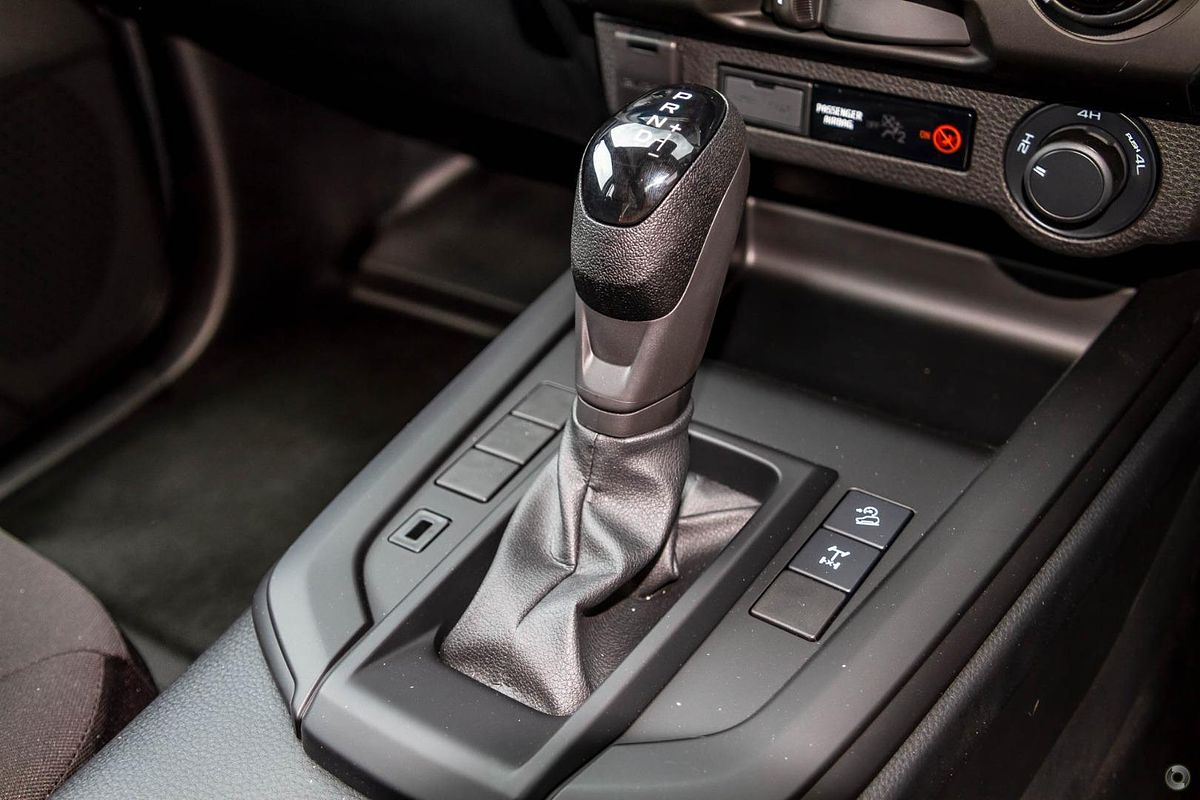 2023 Isuzu D-MAX SX 4X4