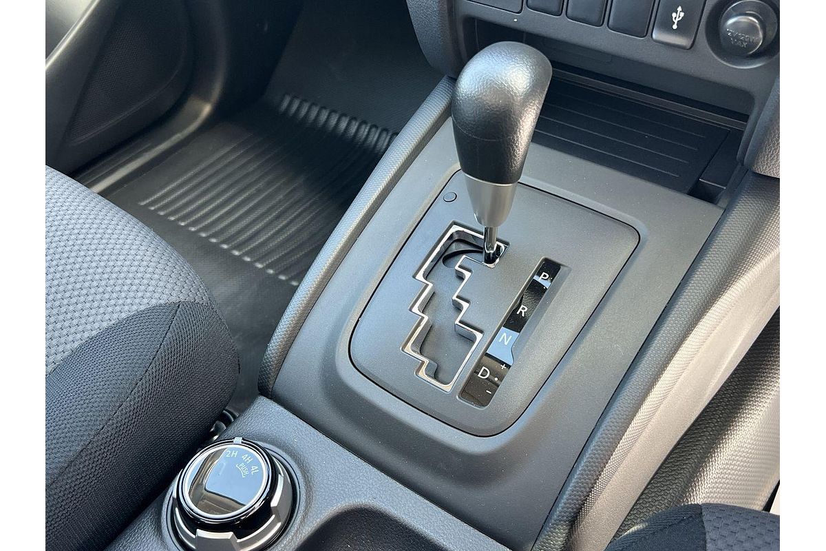 2023 Mitsubishi Triton GLX MR 4X4