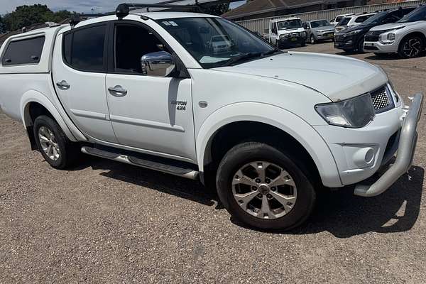 2011 Mitsubishi Triton GLX MN 4X4