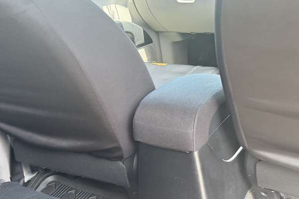 2011 Mitsubishi Triton GLX MN 4X4