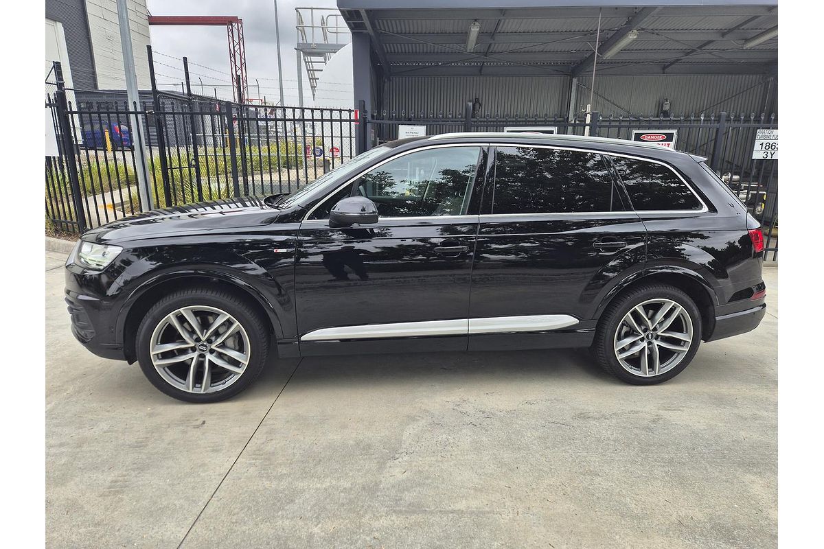 2019 Audi Q7 50 TDI S line 4M