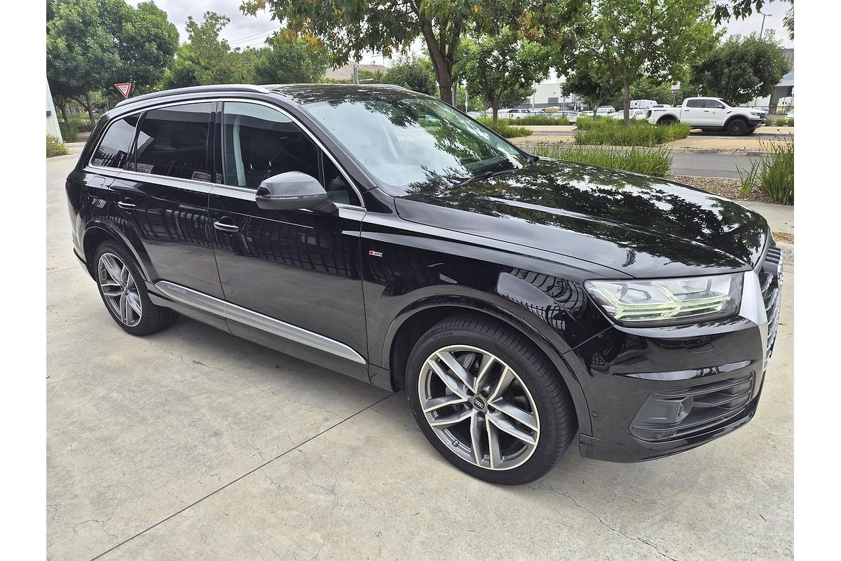 2019 Audi Q7 50 TDI S line 4M