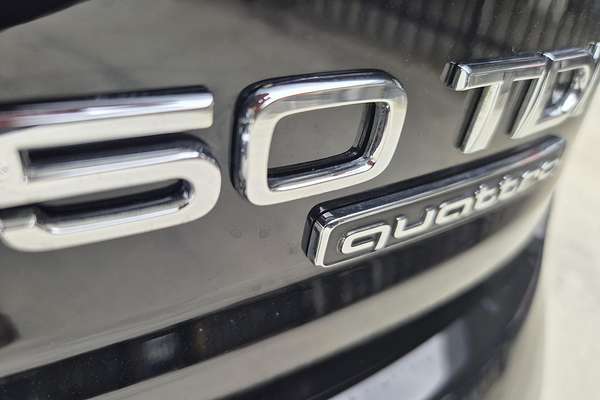 2019 Audi Q7 50 TDI S line 4M