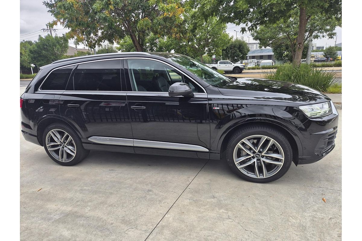 2019 Audi Q7 50 TDI S line 4M