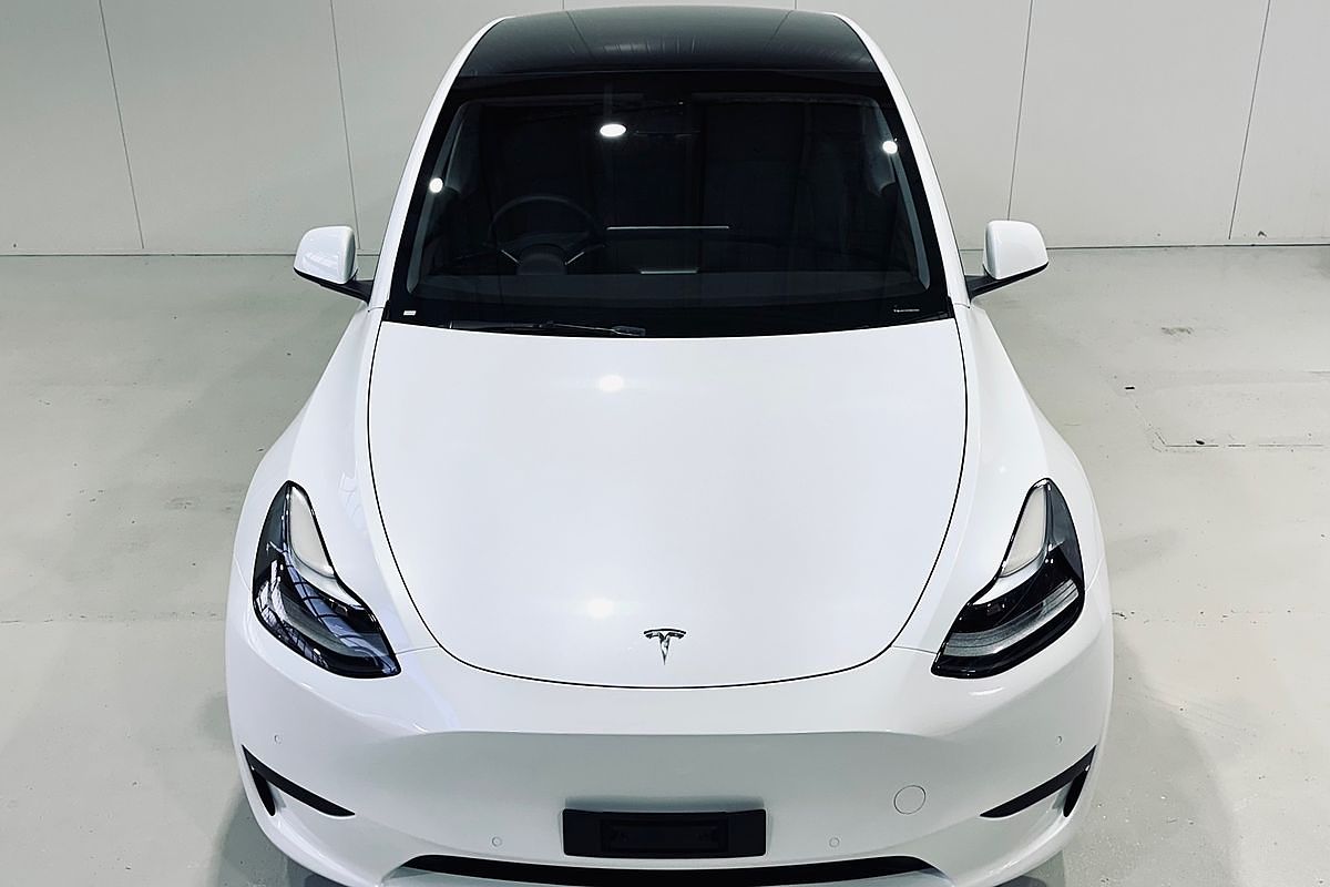 2023 Tesla Model Y Rear-Wheel Drive