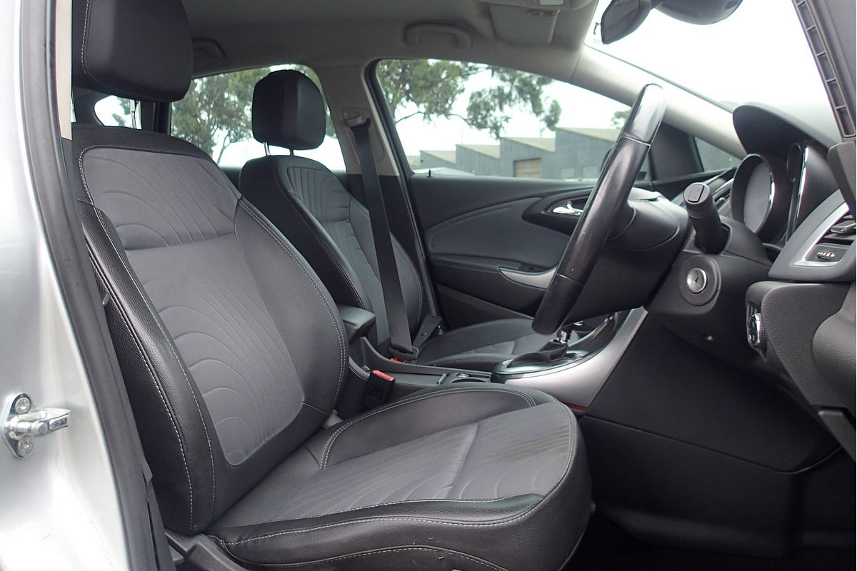 2012 Opel ASTRA PJ