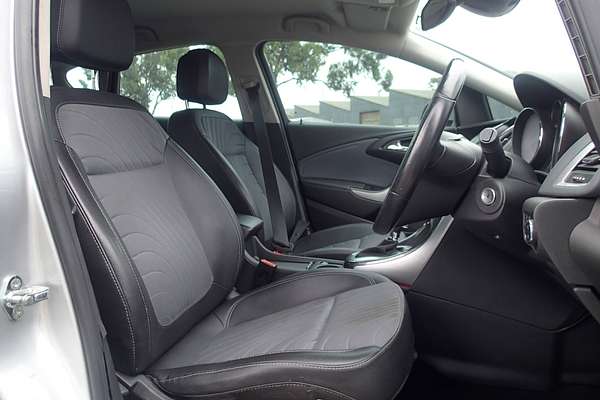 2012 Opel ASTRA PJ